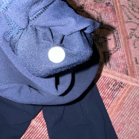 lululemon leggings - Picture 3 of 3